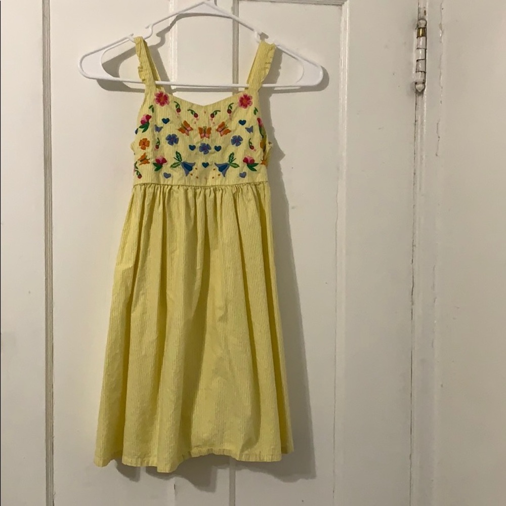 Yellow spring floral dress Girls size 8yrs